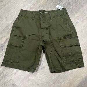 Old Navy Live-in Straight Cargo Shorts with Built-in Flex